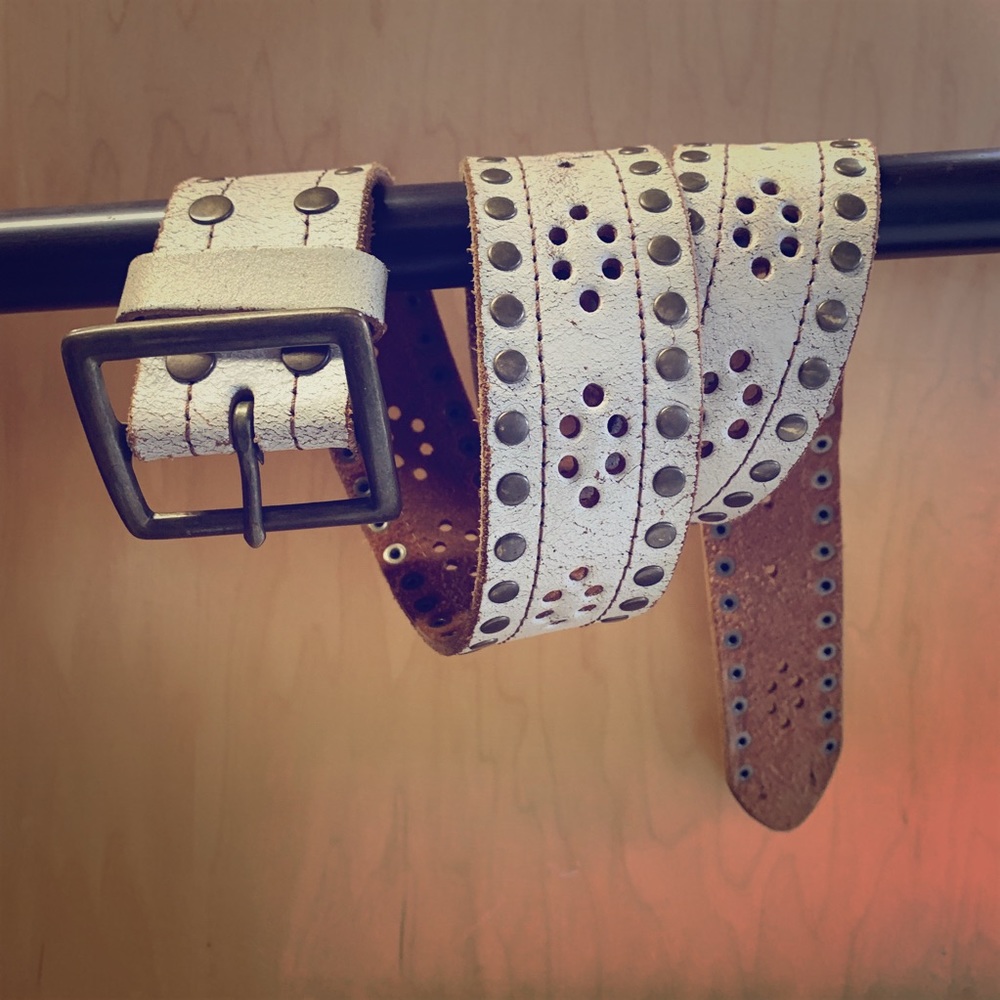 Classic White belt